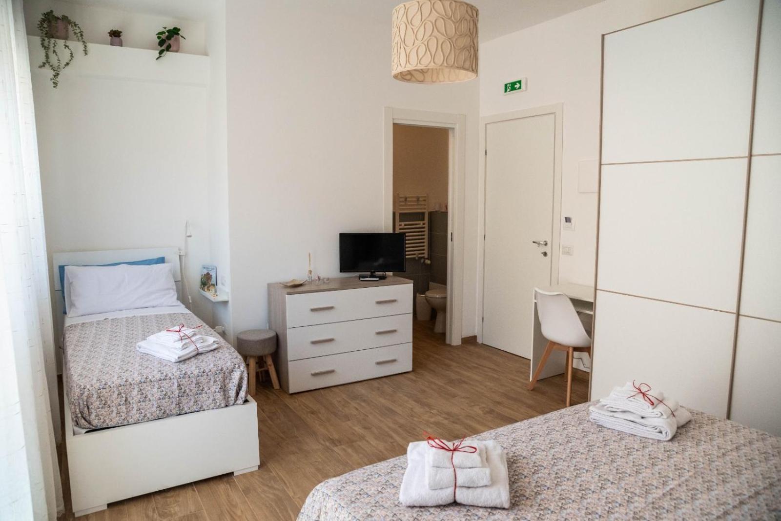 Koine Comfort Rooms Багерия Екстериор снимка