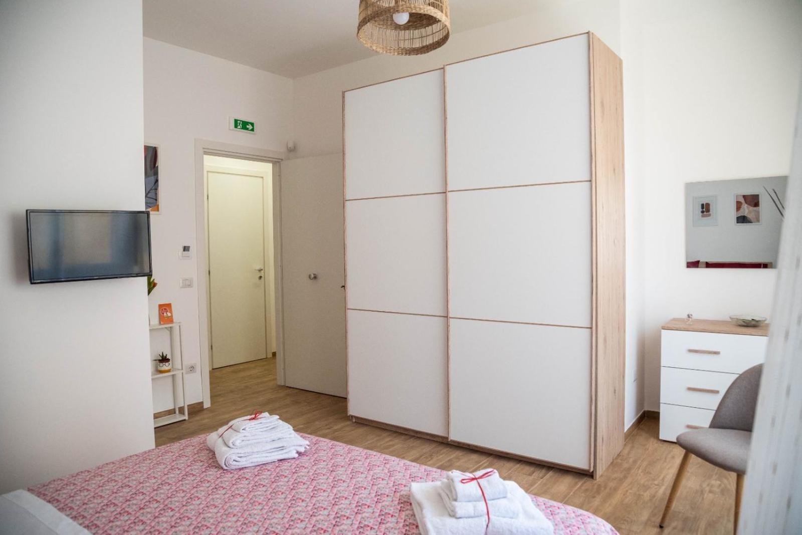Koine Comfort Rooms Багерия Екстериор снимка