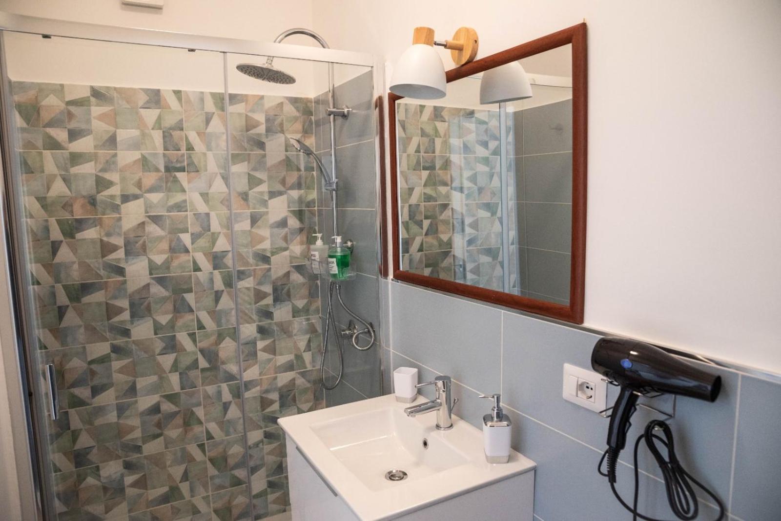 Koine Comfort Rooms Багерия Екстериор снимка